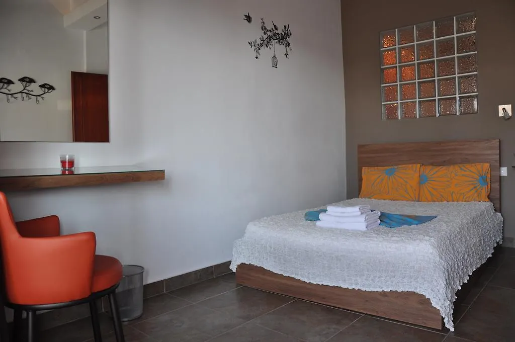 House Roula Guest House Neos Marmaras 0*,  Греция